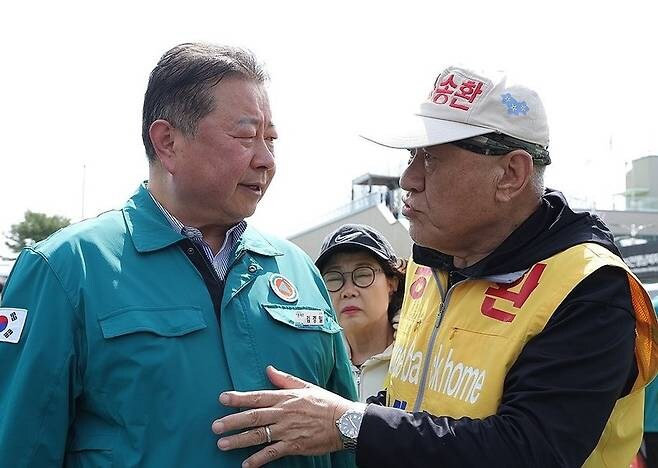 "이재명 정부 믿는다"…납북자가족모임, 대북전단 중단 선언_1.jpg