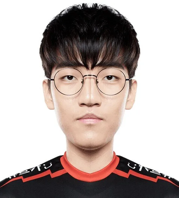 롤) "야 타잔 리신이 만만해보여?!"_1.webp