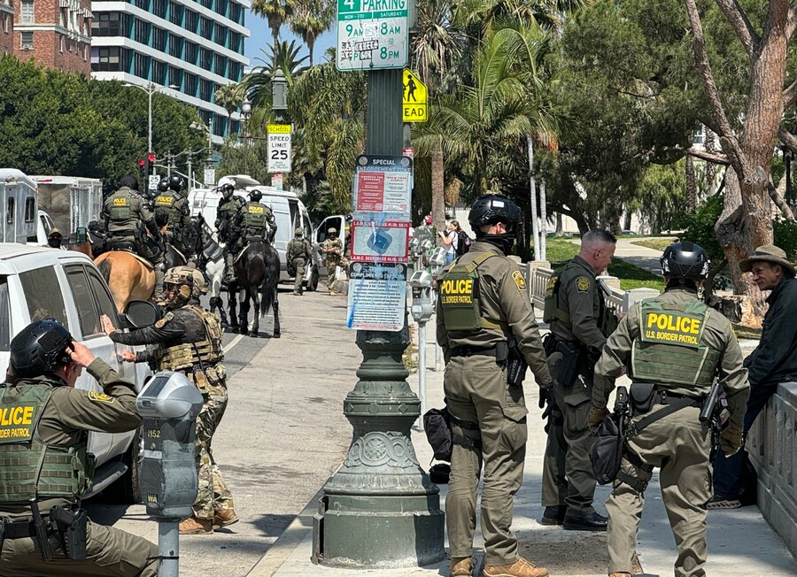 계엄령 한달차인 LA근황_1.png