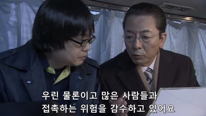 테러리스트한테 협박당하던 편의점 점주의 최후_24.jpg