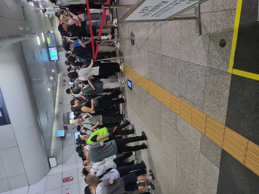 집에가는길 지하철 찍어봄_1.jpg