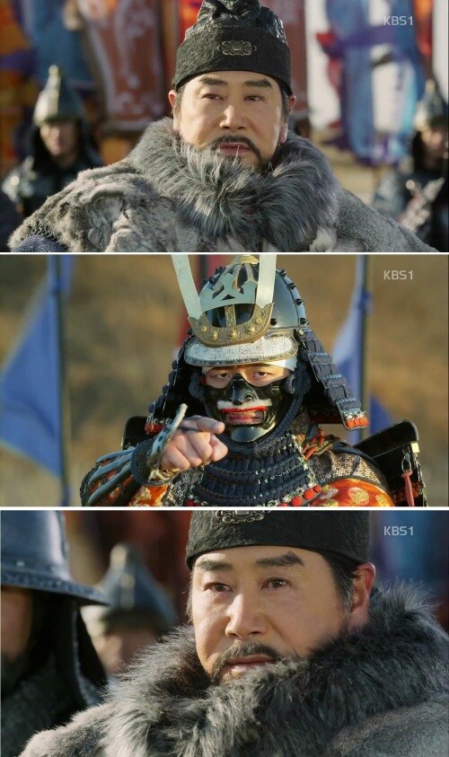 DC) [슈퍼맨] ??? 저거봐라!! 사람을 막 물어뜯는 슈퍼독이잖아!_4.jpg
