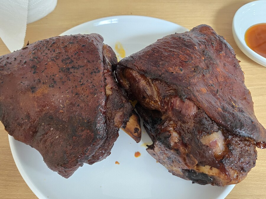 너네 왜 자꾸 나 돼지라고 놀리냐?_2.jpg