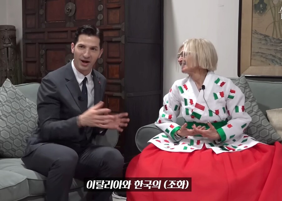 이례적으로 '한복'을 입은 주한 이탈리아 대사_11.jpg