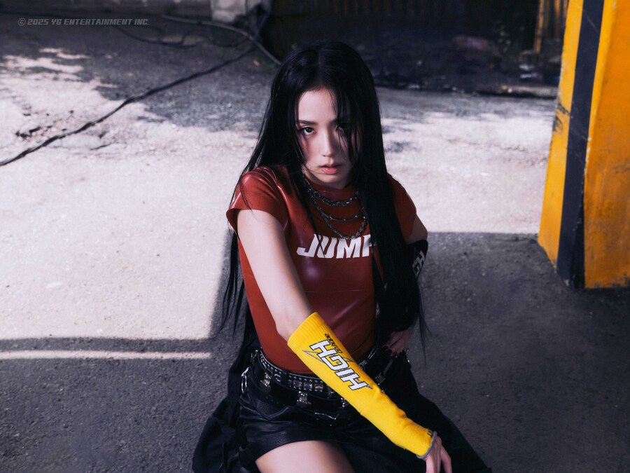 [컨셉포토] 블랙핑크 ‘뛰어(JUMP)’ 비주얼 컷_1.jpg