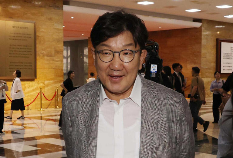 권성동이 안철수에게 폭발해 페이스북에 올린 글_1.jpg