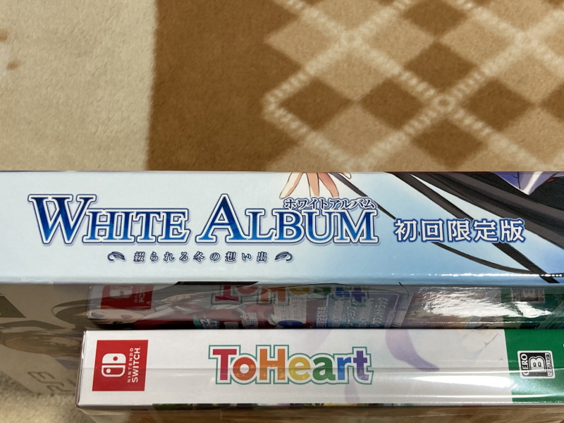 화이트 앨범 (WHITE ALBUM) 리미티드 에디션 & 파우더 스노우_7.jpg