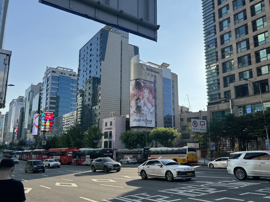 이젠 아무렇지도 않은_1.jpg
