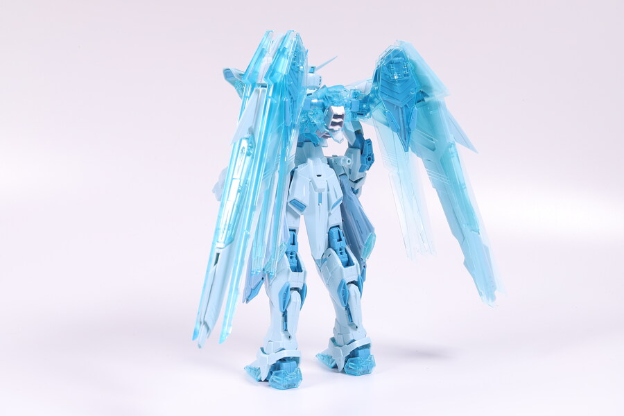 MG] 프리덤 건담 2.0 (크로스 콘트라스트 컬러 클리어 블루 Ver.)_10.jpg