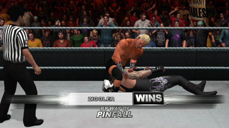 [레슬링게임]WWE 스맥다운vs로우 2011_14.jpg