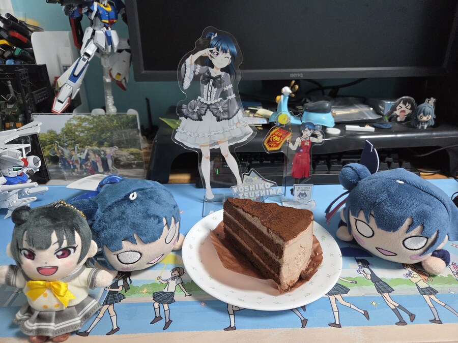 럽라)오늘은 요시코 생일임_1.jpg