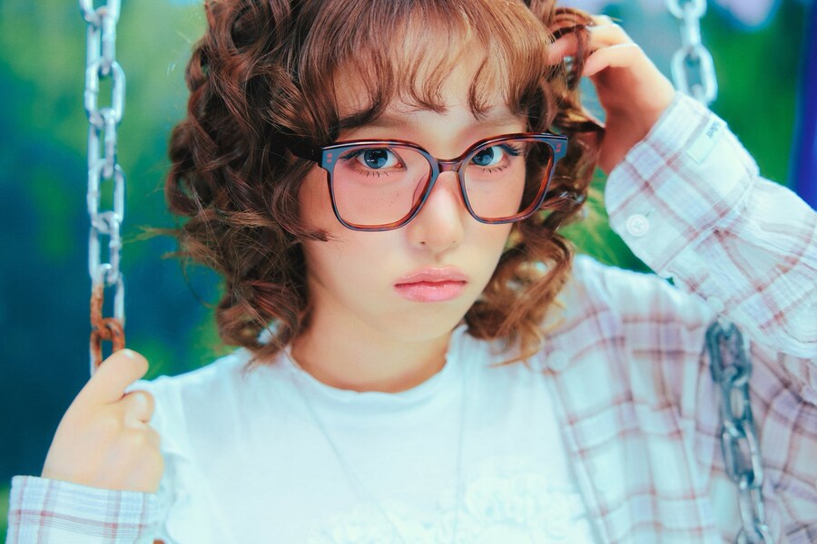 [최예나] "Blooming Wings" 콘셉트 포토_10.jpg