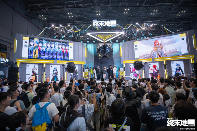 비리비리 월드 엔드필드 부스 풍경_11.jpg