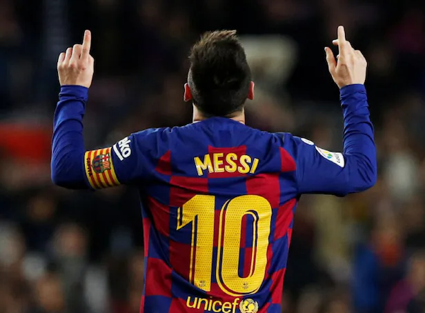 루리야 움직이게 만들어줘_1.webp