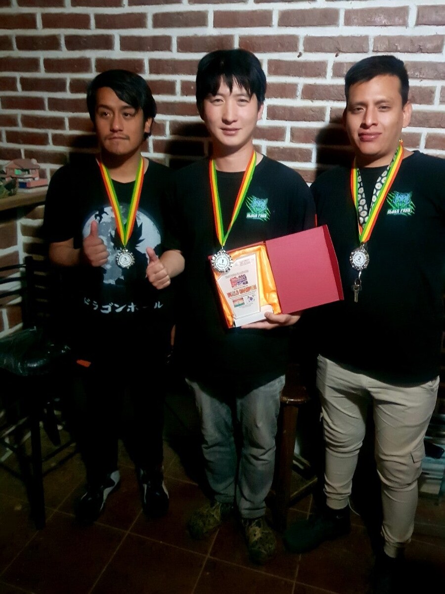 볼리비아 철권 태그대회 우승(딸기 김영준)_3.jpg
