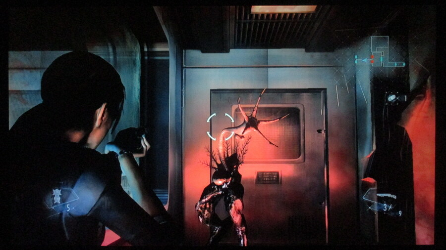 바이오하자드 레벌레이션스 (5)_40.jpg