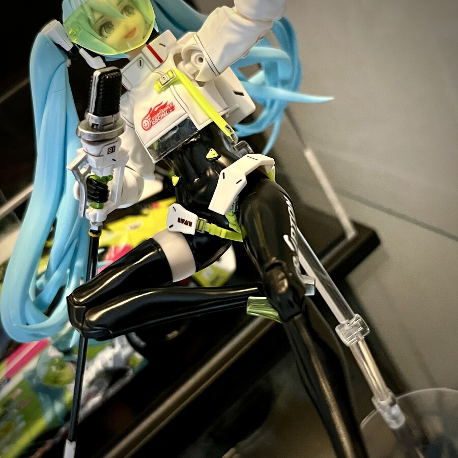 [맥스팩토리] 모데로이드 레이싱 미쿠 2022_4.jpg