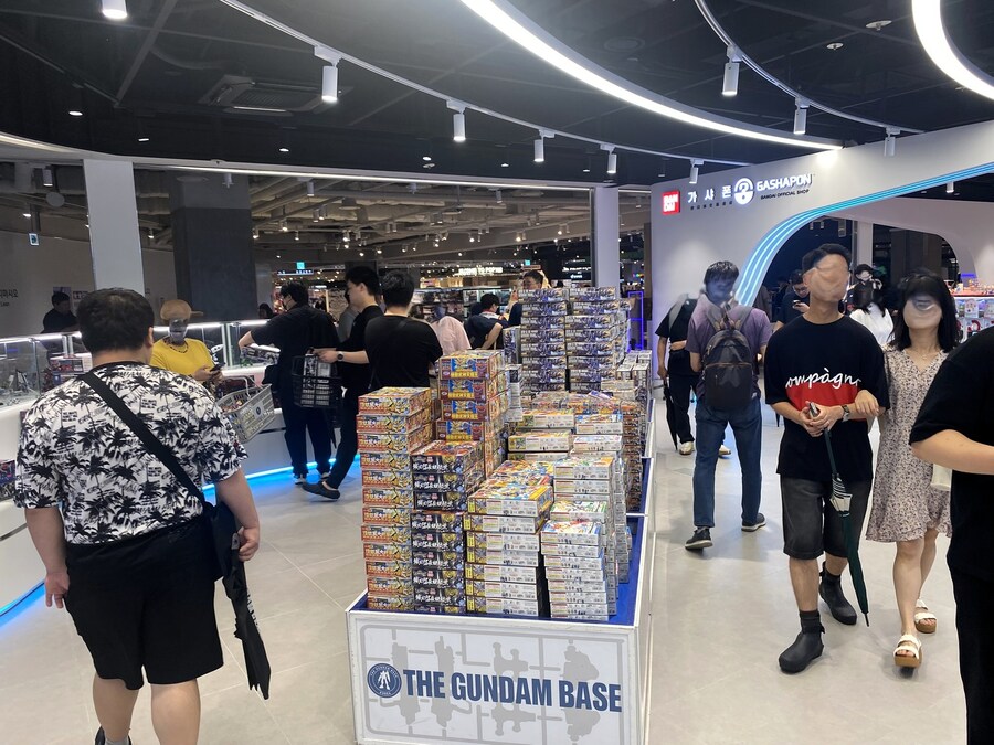 스압주의) 리뉴얼된 용산 건담베이스, 반다이남코 코리아 스토어 방문 및 후기_4.jpg