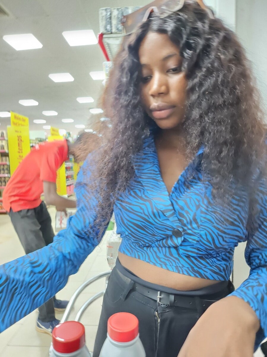 아프리카에서 먹는 신라면 12000원_32.jpg