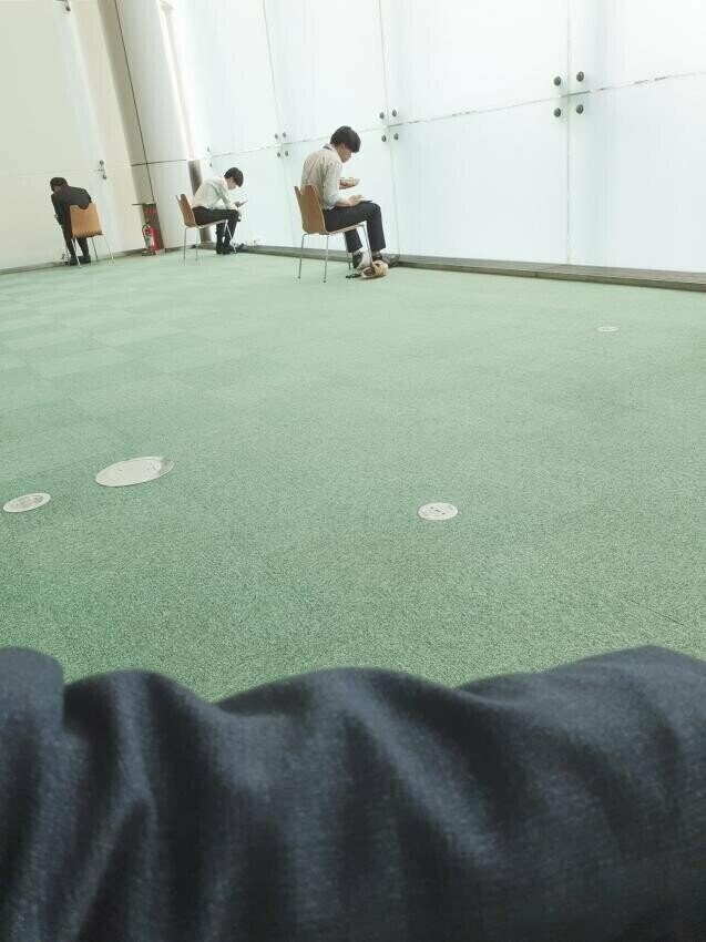 일본 회사 혼밥.jpg_1.png