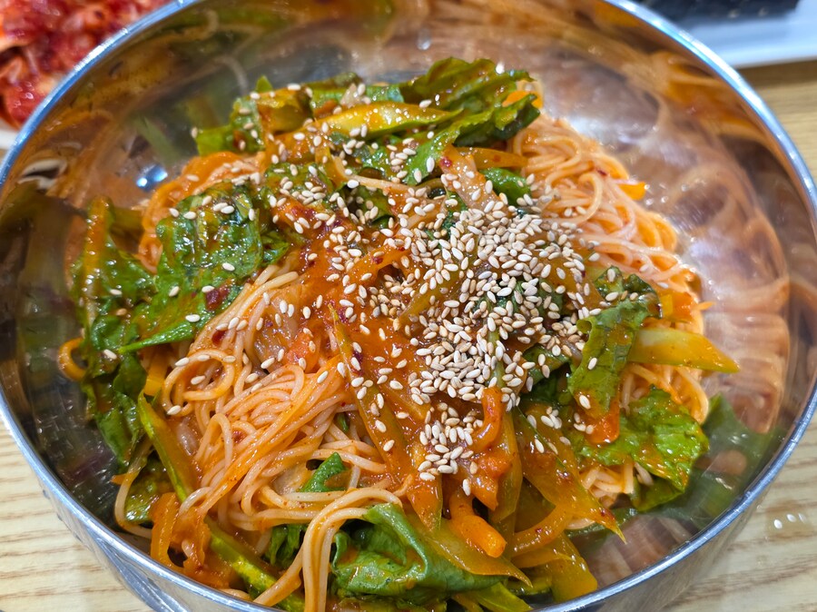 비빔국수와 김밥_1.png