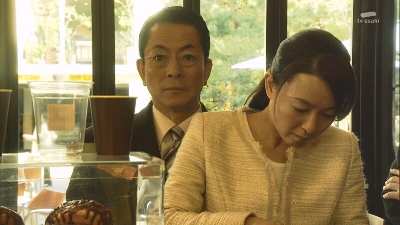위법수사를 밥 먹듯이 하는 주인공의 내로남불_4.jpg