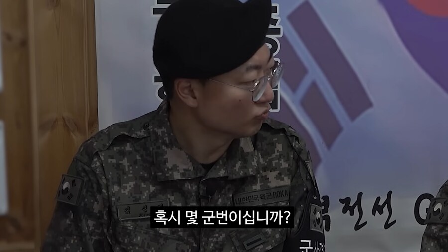 충주맨 이 장면 별 거 아닌데 웃기네 ㅋㅋㅋㅋ_1.png