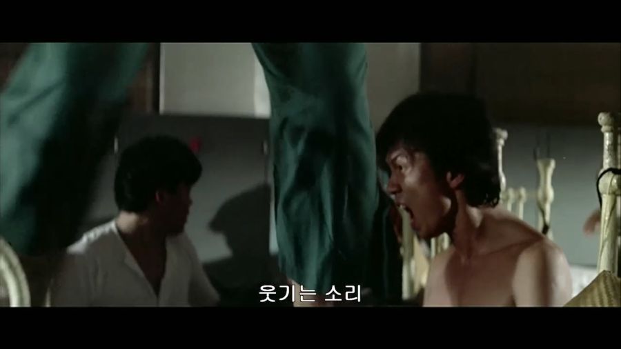 영화속 야심한 밤에 기상을 시키는 교관_5.jpg