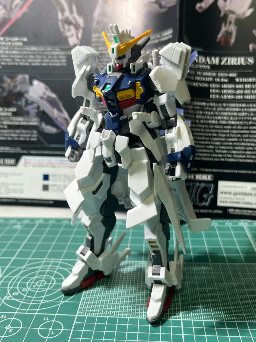 HG 1/144 건담 지리우스 가조립 사진 + 영상_2.jpg