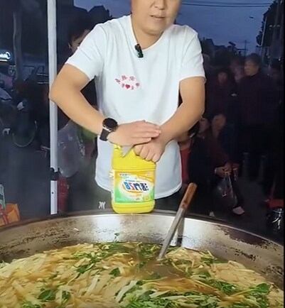 요즘 중국에서 인기 미쳐 날뛴다는 국수 요리 방법 jpg_2.png