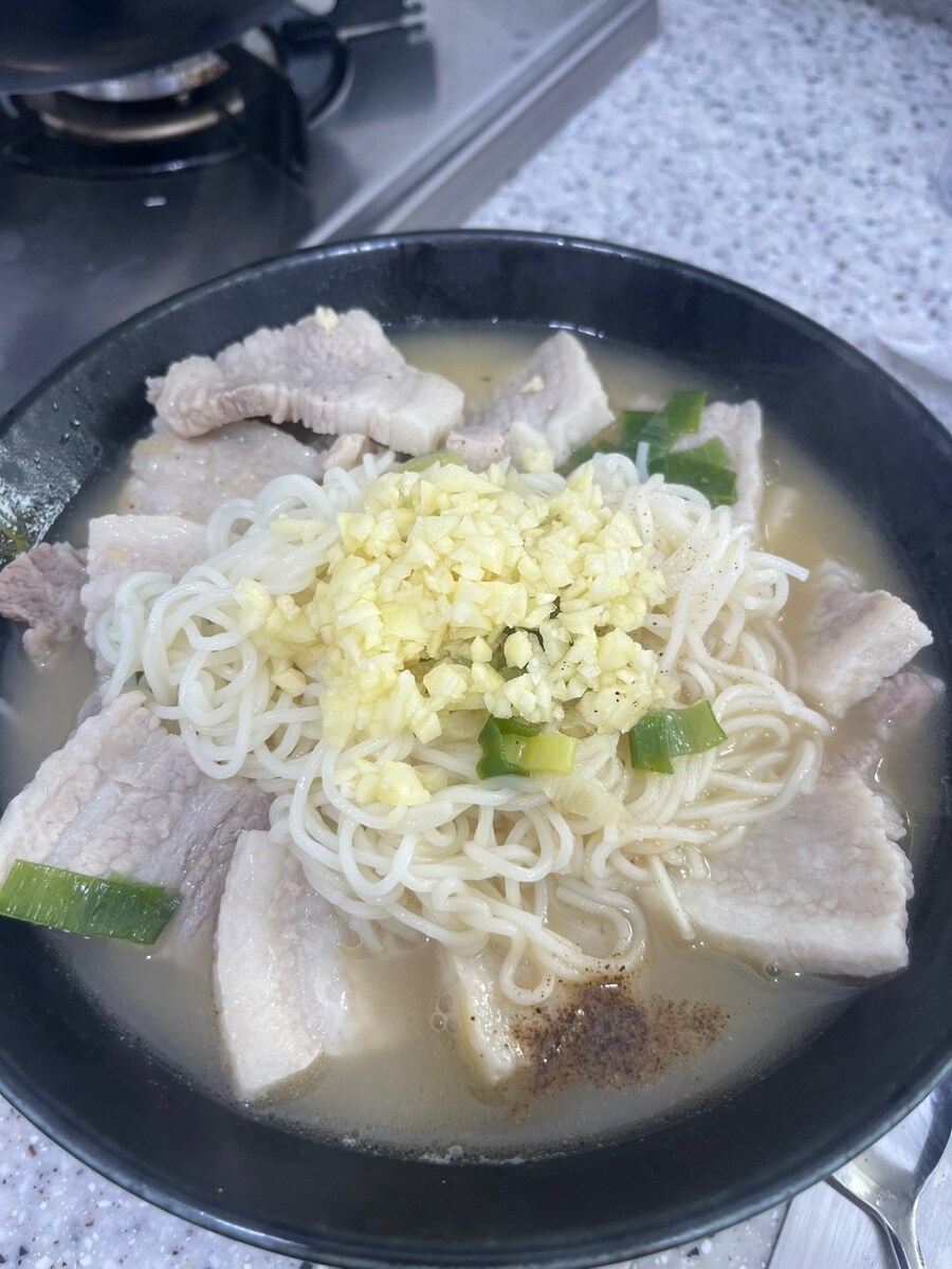 점심은 고기국수다_1.jpg
