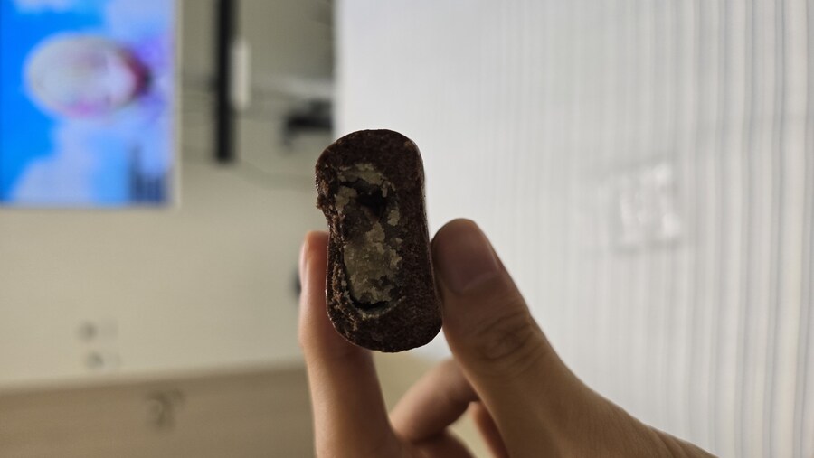 아리스 똥 나는 맛있네_1.jpg