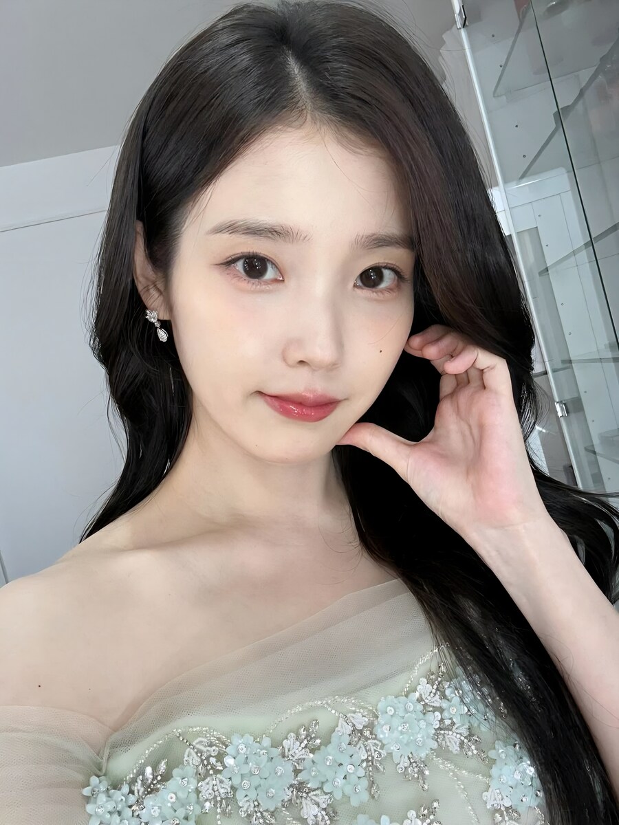 2025.07.19 아이유 인스타그램_1.jpg
