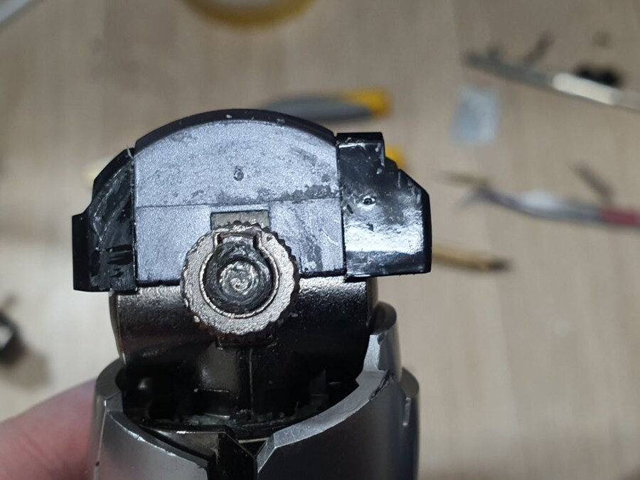 마징가의 합금이 부러졌다._14.png