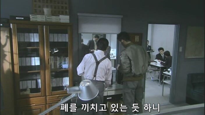 시즌24의 475부작짜리 일본드라마 주인공이 받는 취급_24.jpg