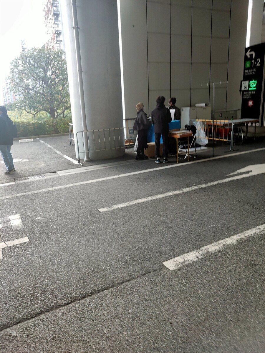 봇치) 하마지 아키 작가의 코미케 썰_3.jpg