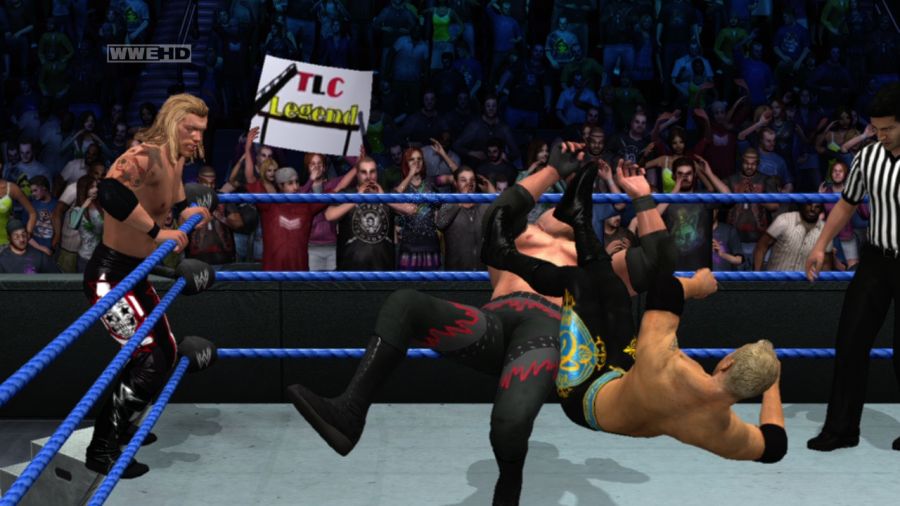 [레슬링게임]WWE 스맥다운vs로우 2011_10.jpg
