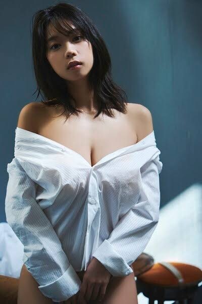 노출이란게 1도 없고 조신한데 이상하게 야한 복장_1.jpg