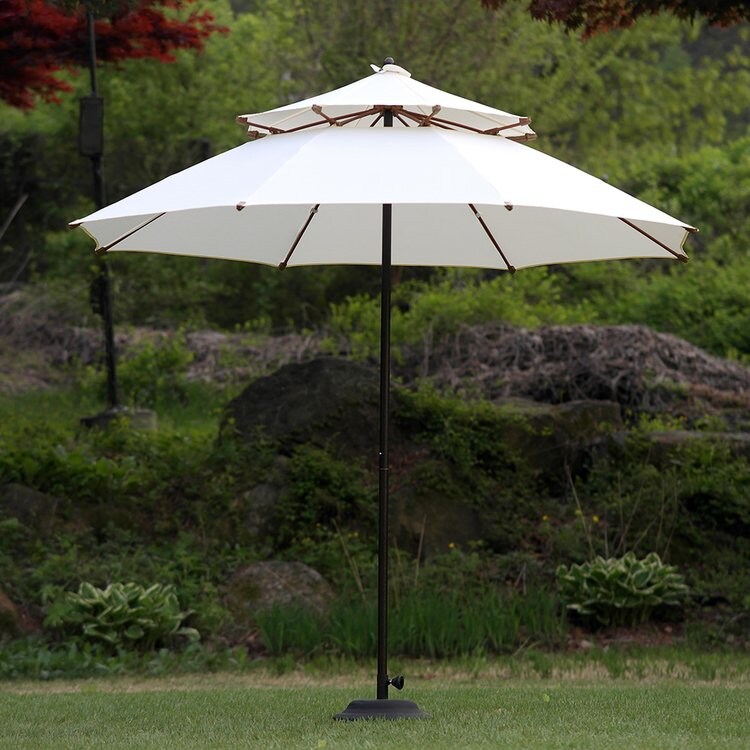 남자가 양산들고다니면 이상하게 본다고?_1.jpg