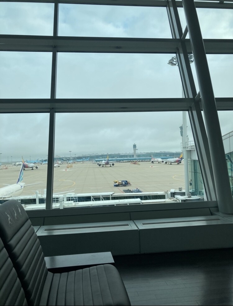 인천공항 사람없는곳으로 이동_1.jpg