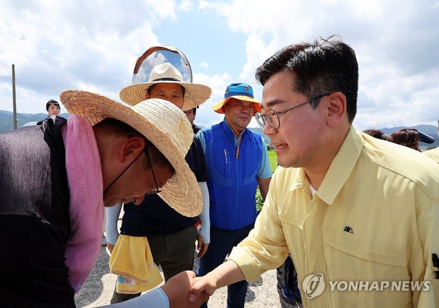 수해 지역 찾은 박찬대 후보_5.jpg