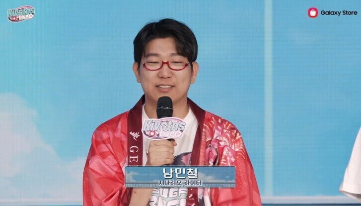 마침내 한을 푼 블루아카이브 시나리오 작가_1.jpg