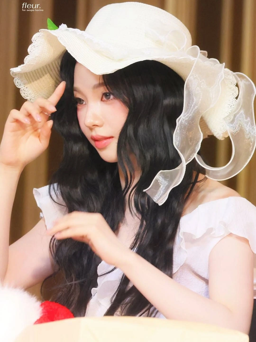 카리나~~~_5.webp