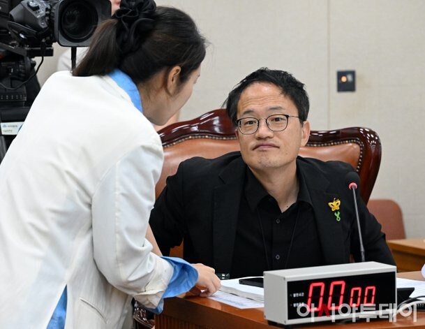 박주민과 강선우가 같은 보건복지위원회구나_4.jpg
