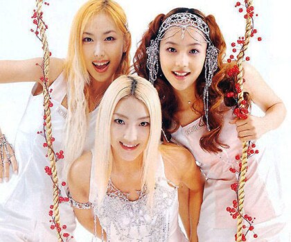 ??? : 케이팝이 세상을 지키고 있었어_4.png
