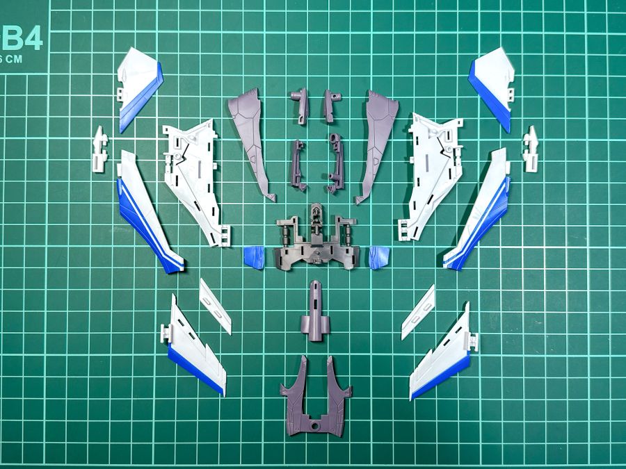 HG 1/100 VF-31J 지크프리드 하야테기 조립 과정 사진_33.jpg
