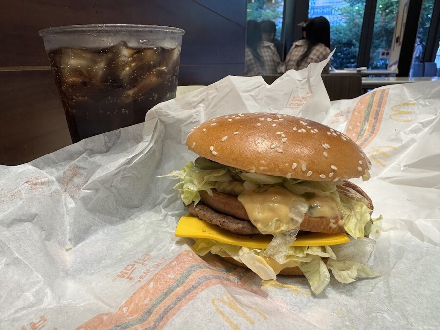 영업종료를 앞둔 맥도날드_5.jpg