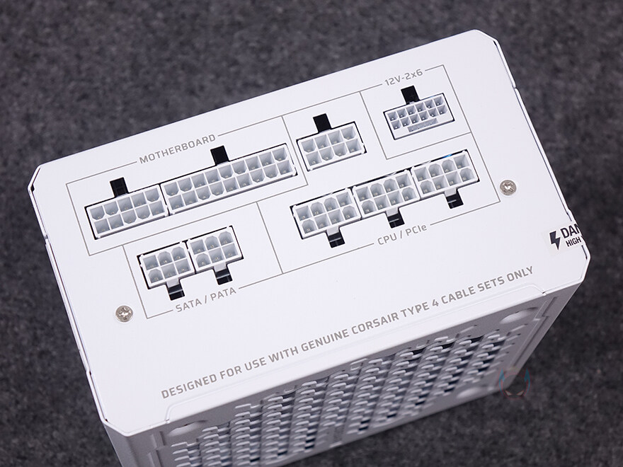 드디어 화이트 색상 RMe 시리즈 출시! 커세어 RM1000e ATX3.1 화이트_29.jpg