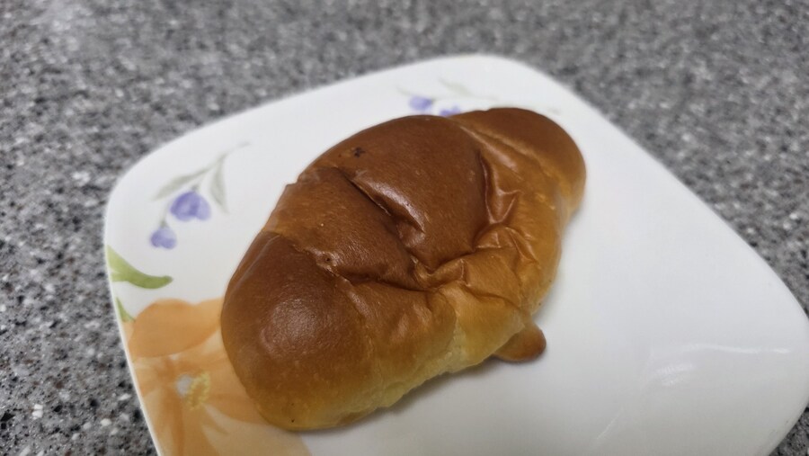 성수동) 성수역 핫플 소금빵_5.jpg