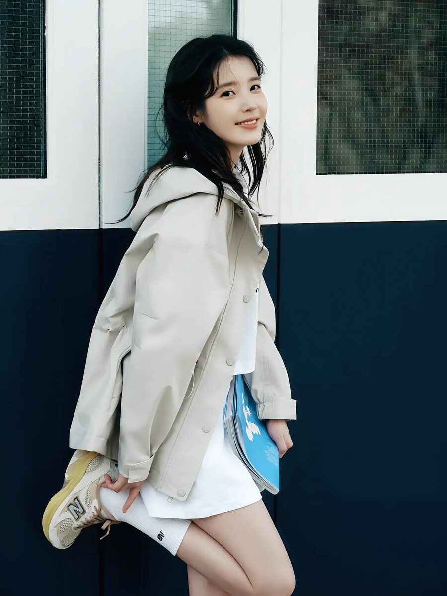 뉴발란스 새 화보_2.jpg